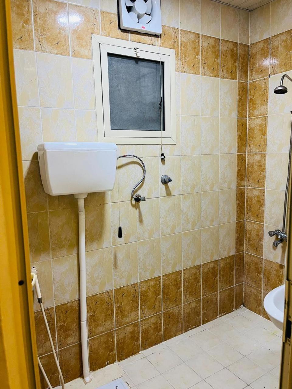 Al Eairy Serviced Apartments-dammam 2 2*